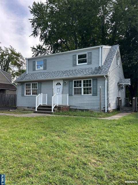 Photo of 1831 Central Avenue, South Plainfield, NJ 07080 (MLS # 26034371)