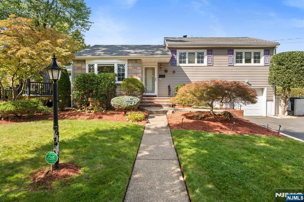 Photo of 715 Bush Place, Paramus, NJ 07652 (MLS # 25035232)