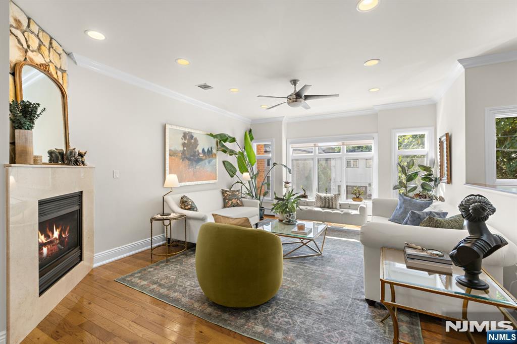 31 Leary Lane A