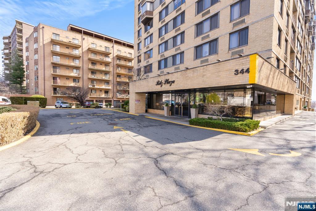 344 Prospect Avenue 8A
