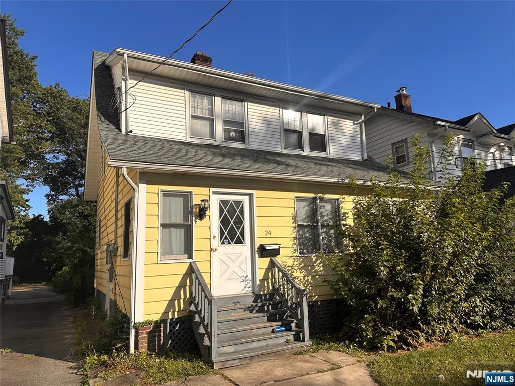 24 Ridgewood Avenue