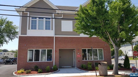 Photo of 21 Grove ST #2B, Tenafly, NJ 07670 (MLS # 26023660)