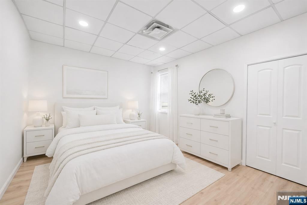 7704 Kennedy Boulevard