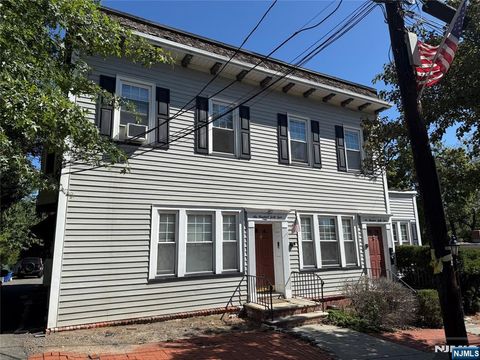 Photo of 644 Oradell Ave #7, Oradell, NJ 07649 (MLS # 25030706)