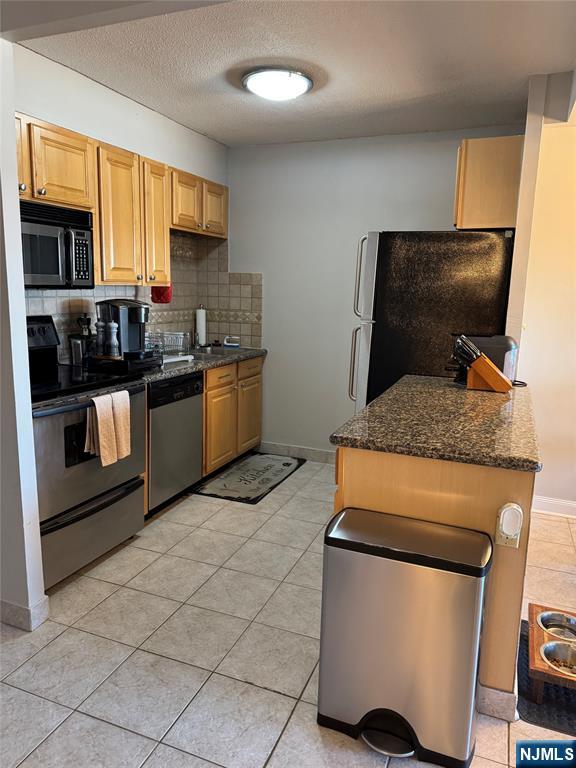 770 Anderson Avenue 9F