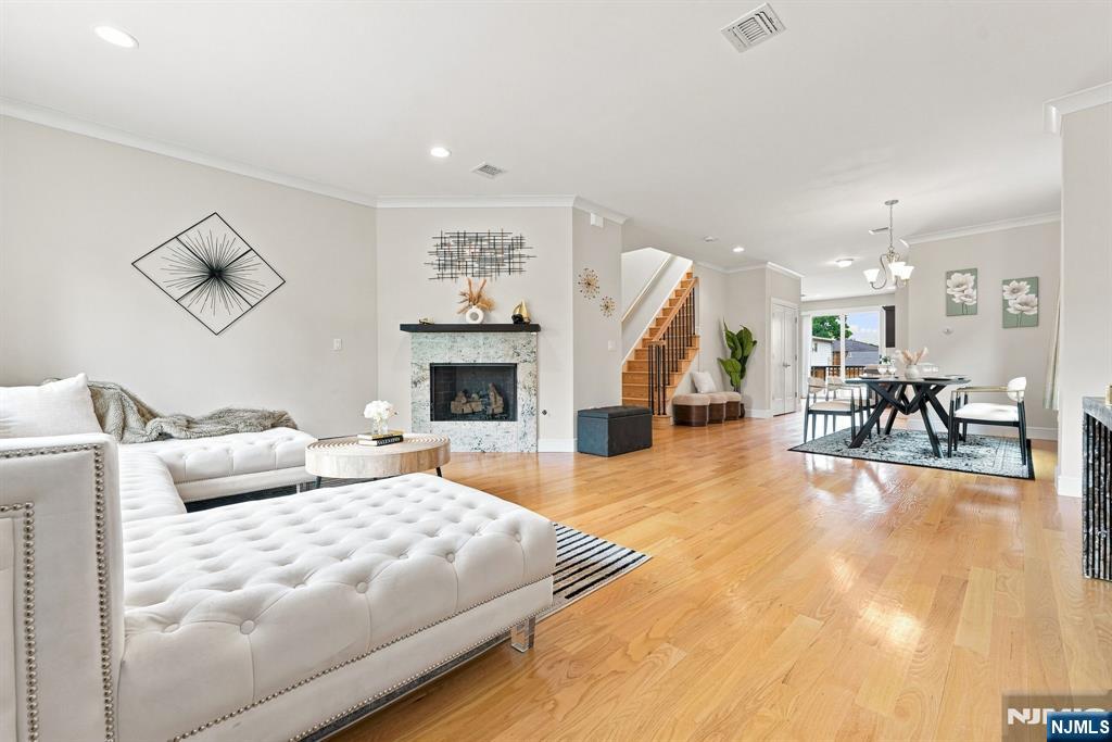 227 Lafayette Avenue B