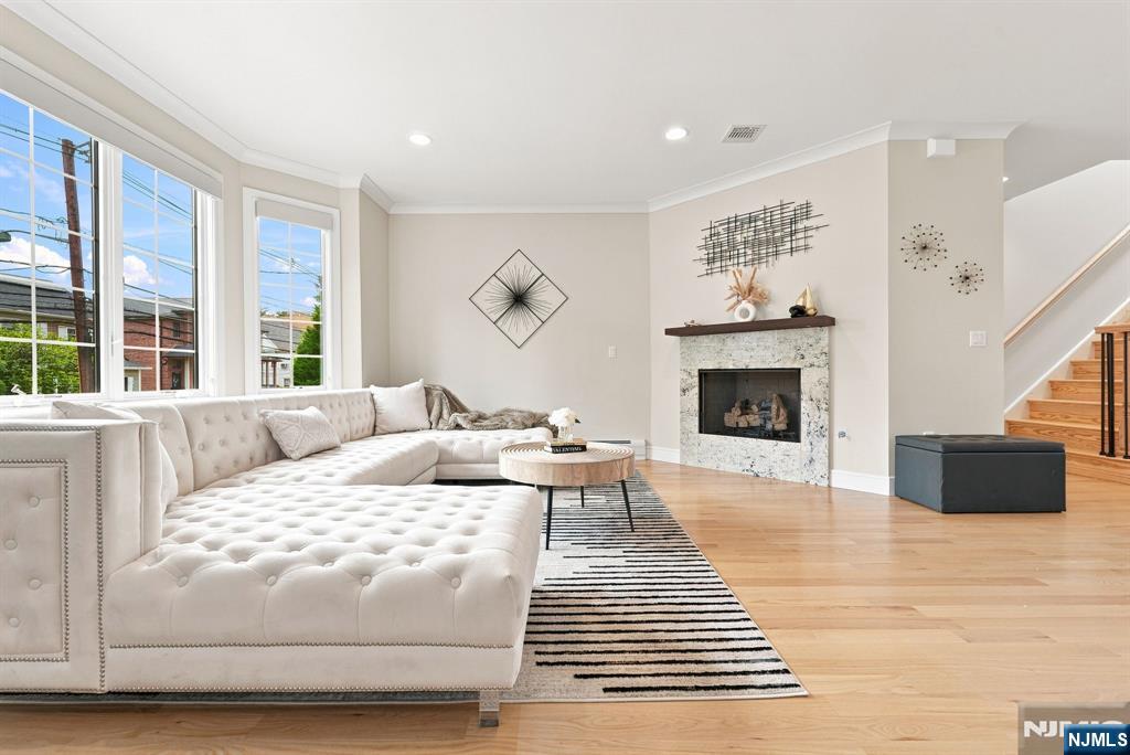 227 Lafayette Avenue B