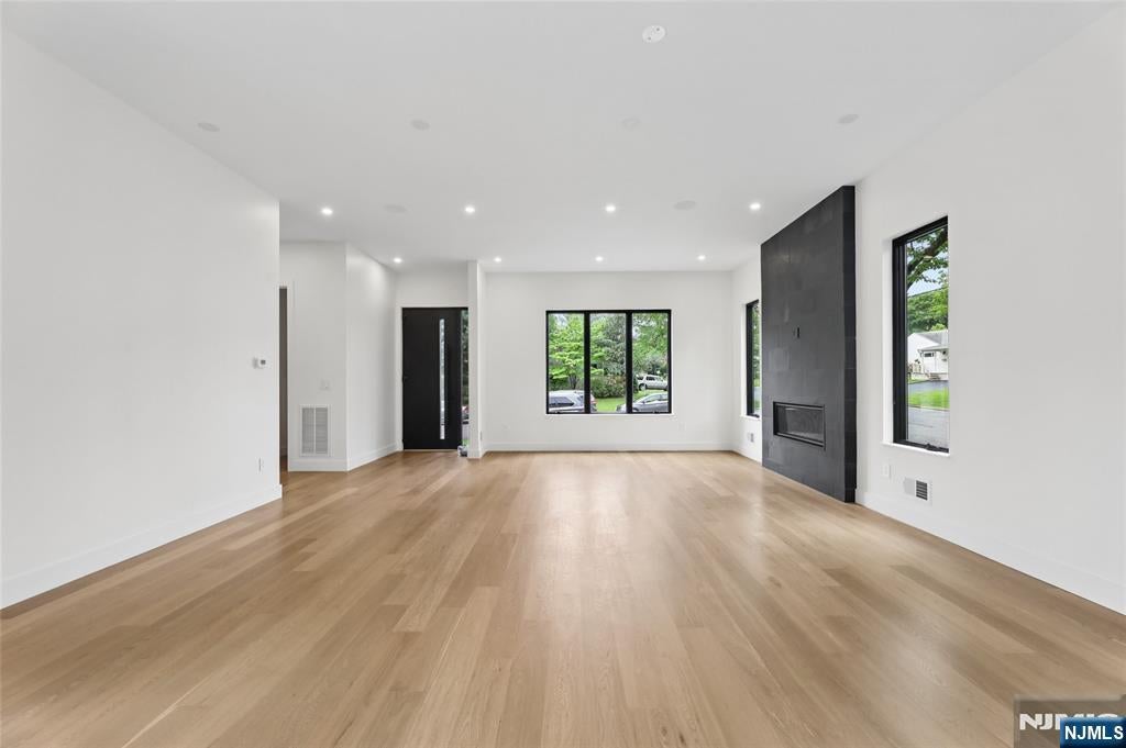 1 Bancroft Place