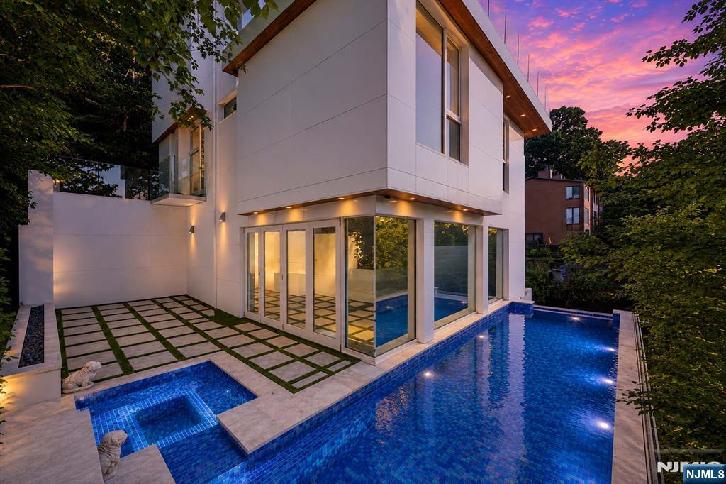 31A Casta Lane
