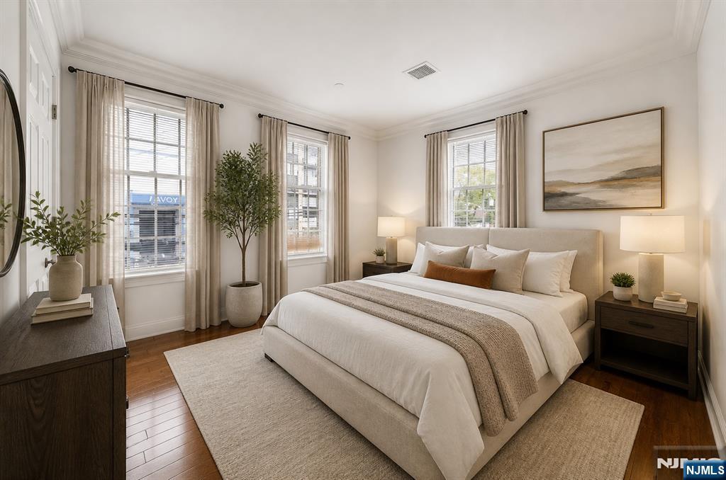 180 Edgewater Road 1A