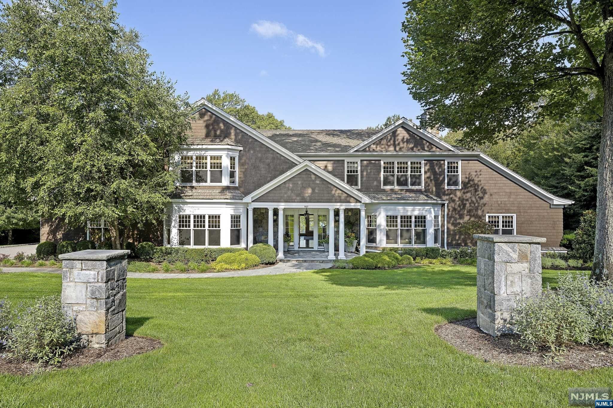 Property for Sale at 907 Scioto Drive, Franklin Lakes, New Jersey - Bedrooms: 6 
Bathrooms: 9 
Rooms: 17  - $6,250,000