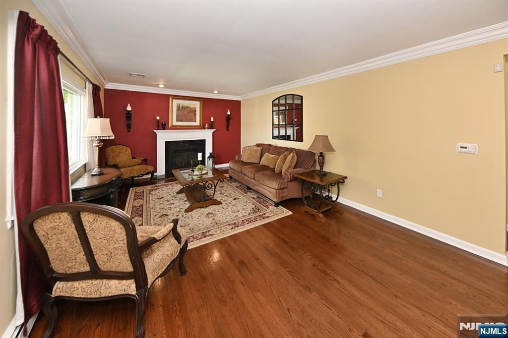 Photo of 409 Walnut Street, Twp of Washington, NJ 07676 (MLS # 26015156)
