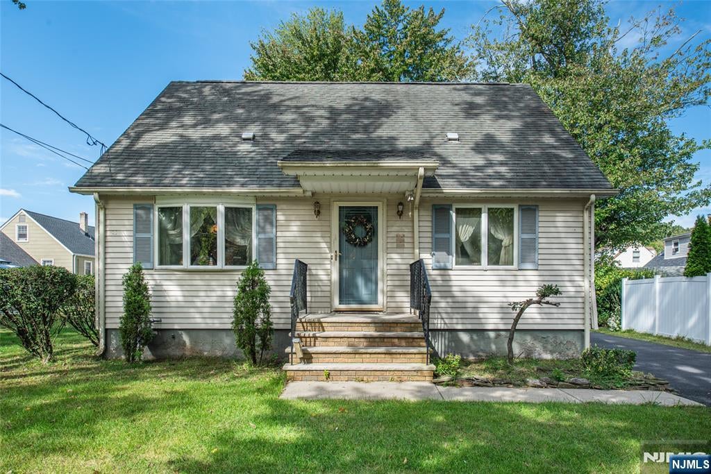 97 Van Dam Avenue