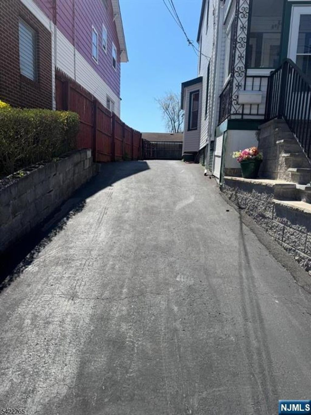 Photo of 14 Helen Place, Newark, NJ 07106 (MLS # 26012572)