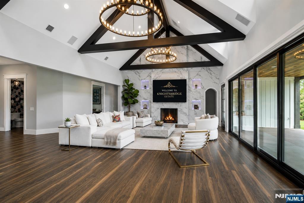 7 Homelands Drive