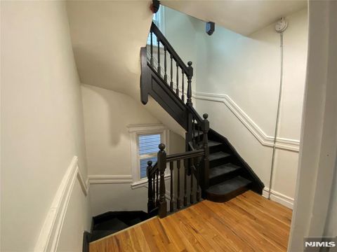 Photo of 101 Hedden TER #2, Newark, NJ 07108 (MLS # 26023623)