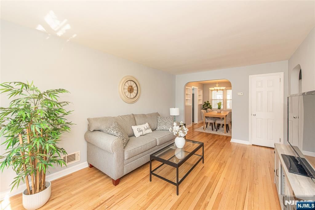 Photo of 269 Ottawa Ave, Hasbrouck Heights, NJ 07604 (MLS # 26013417)