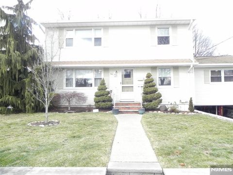 Photo of 74 Lenox Ave #2, Dumont, NJ 07628 (MLS # 26001175)