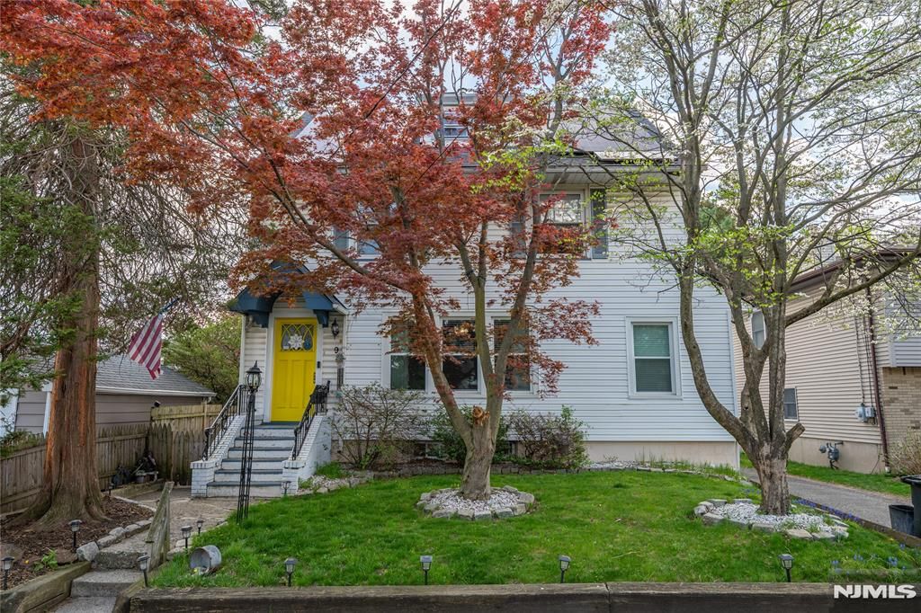 Photo of 9 Orchard Street, Clifton, NJ 07013 (MLS # 26013960)