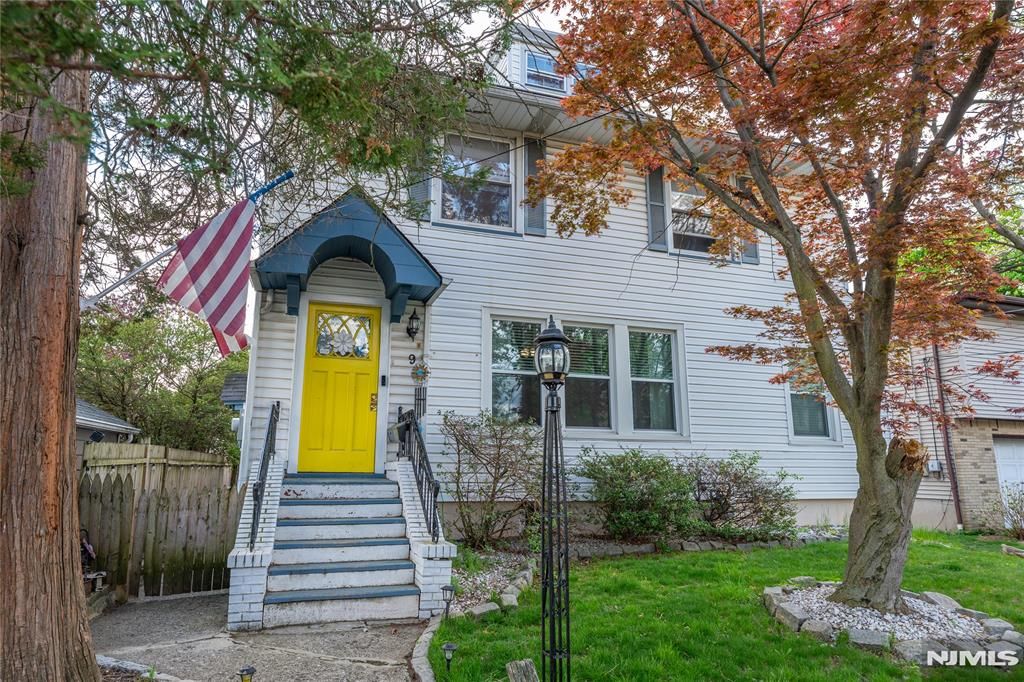 Photo of 9 Orchard Street, Clifton, NJ 07013 (MLS # 26013960)