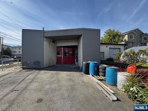 Photo of 1424 Holmes Street, Belleville, NJ 07109 (MLS # 25035516)