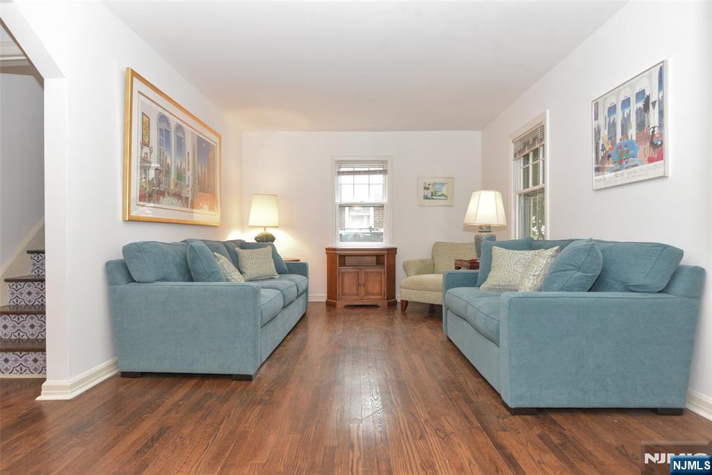8 Highland Avenue