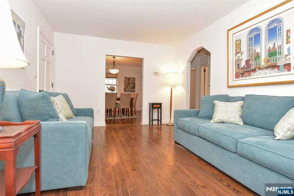 8 Highland Avenue