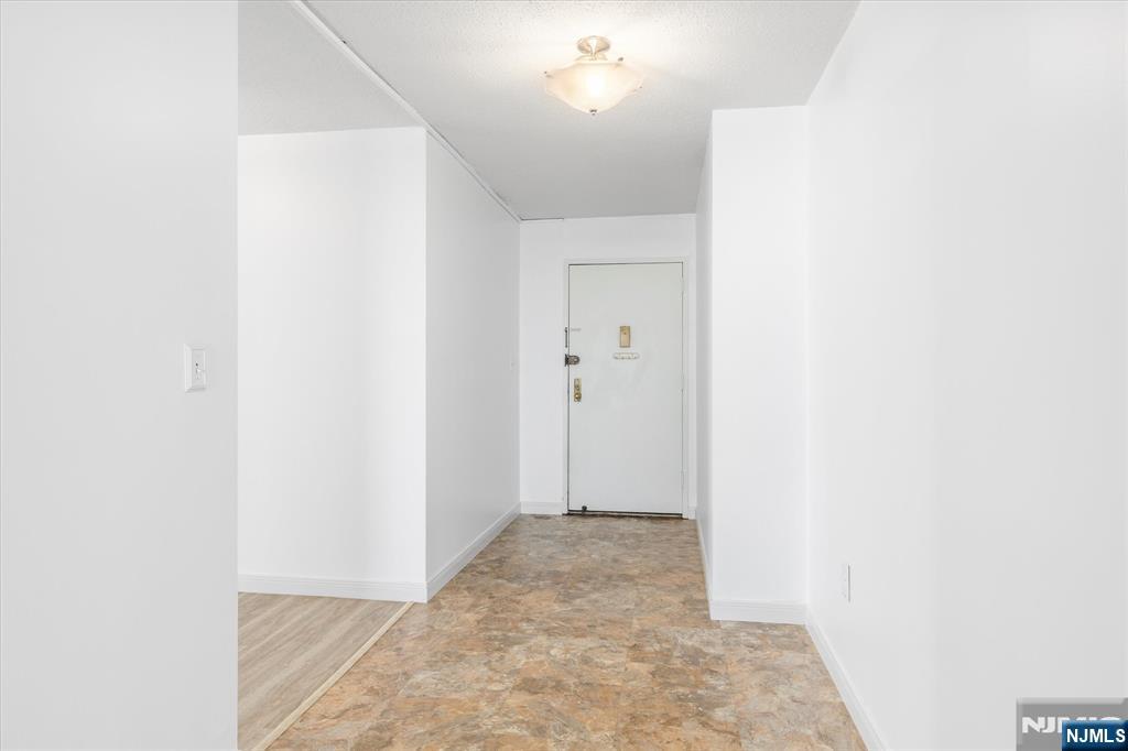 1705 Harmon Cove Tower
