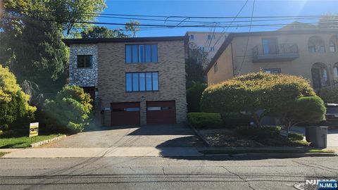 464 Oak Street 1st fl Ridgefield NJ 07657