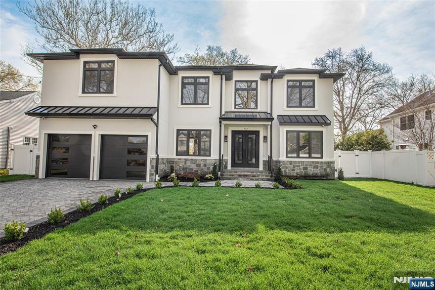 This exceptional residence combines luxury, comfort, and thoughtful design in a prime location.