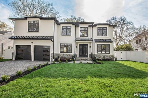 722 Erie Road Paramus NJ 07652