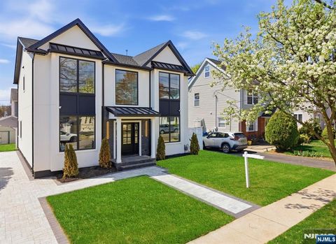 171 Edison Street Clifton NJ 07013