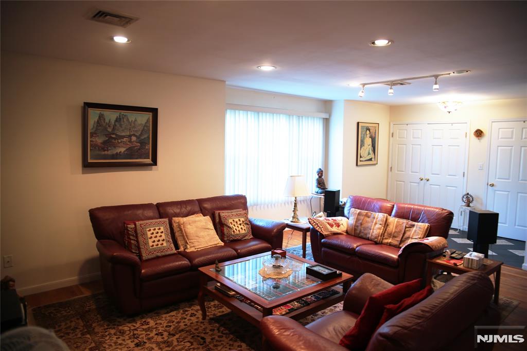 150 Grand Avenue 1A