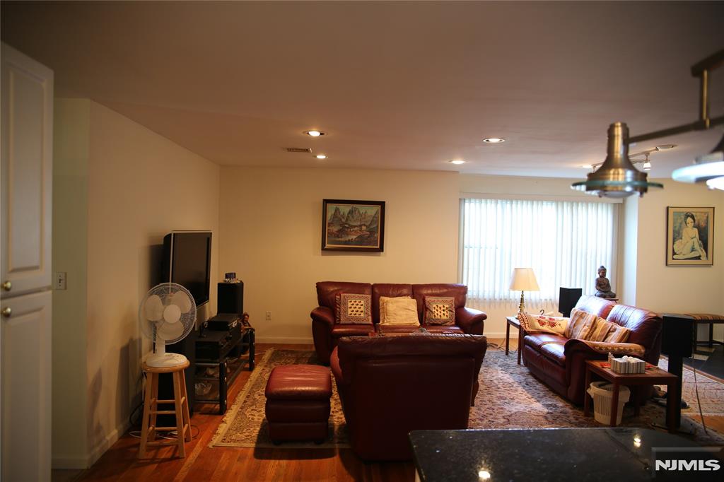 150 Grand Avenue 1A