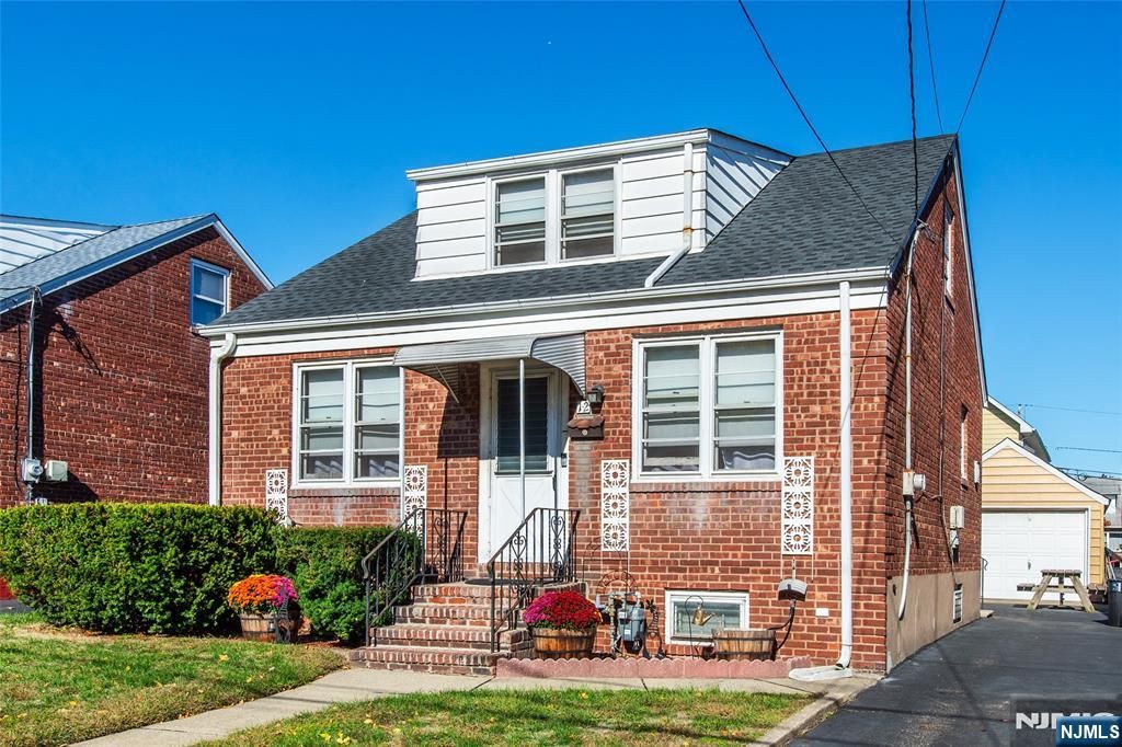 Photo of 14 Hobart Place, Clifton, NJ 07011 (MLS # 25036838)