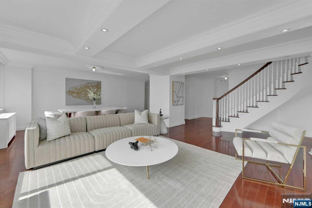 1600 Parker Avenue 20-21C
