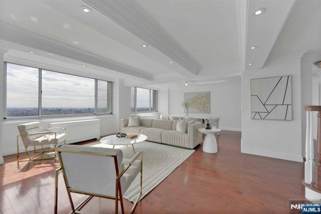 1600 Parker Avenue 20-21C