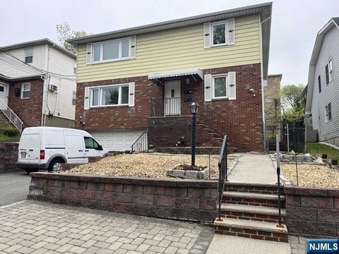 Photo of 544 6th St #2nd floor, Palisades Park, NJ 07650 (MLS # 26030989)