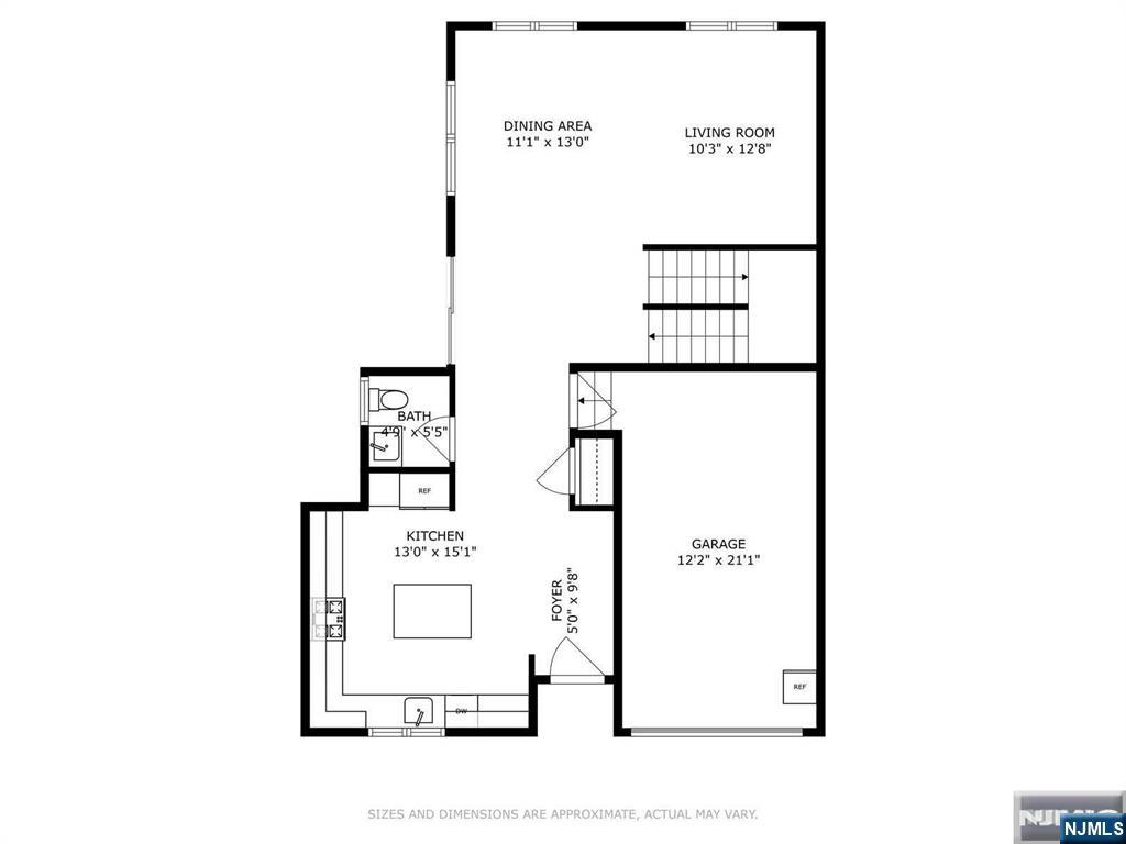 Main image without alt text