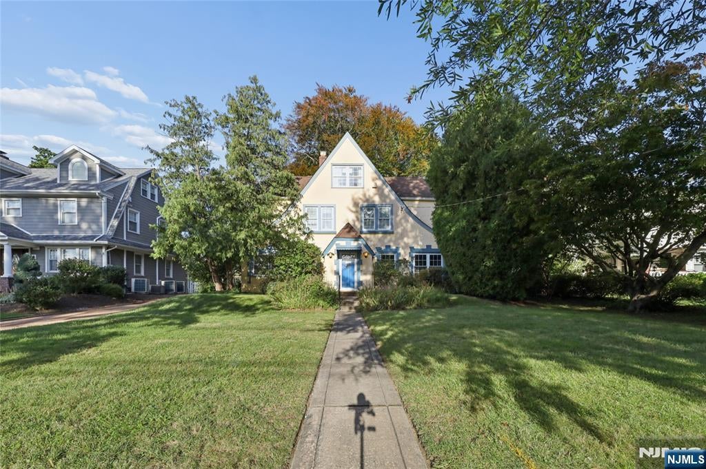 156 Cornell Avenue