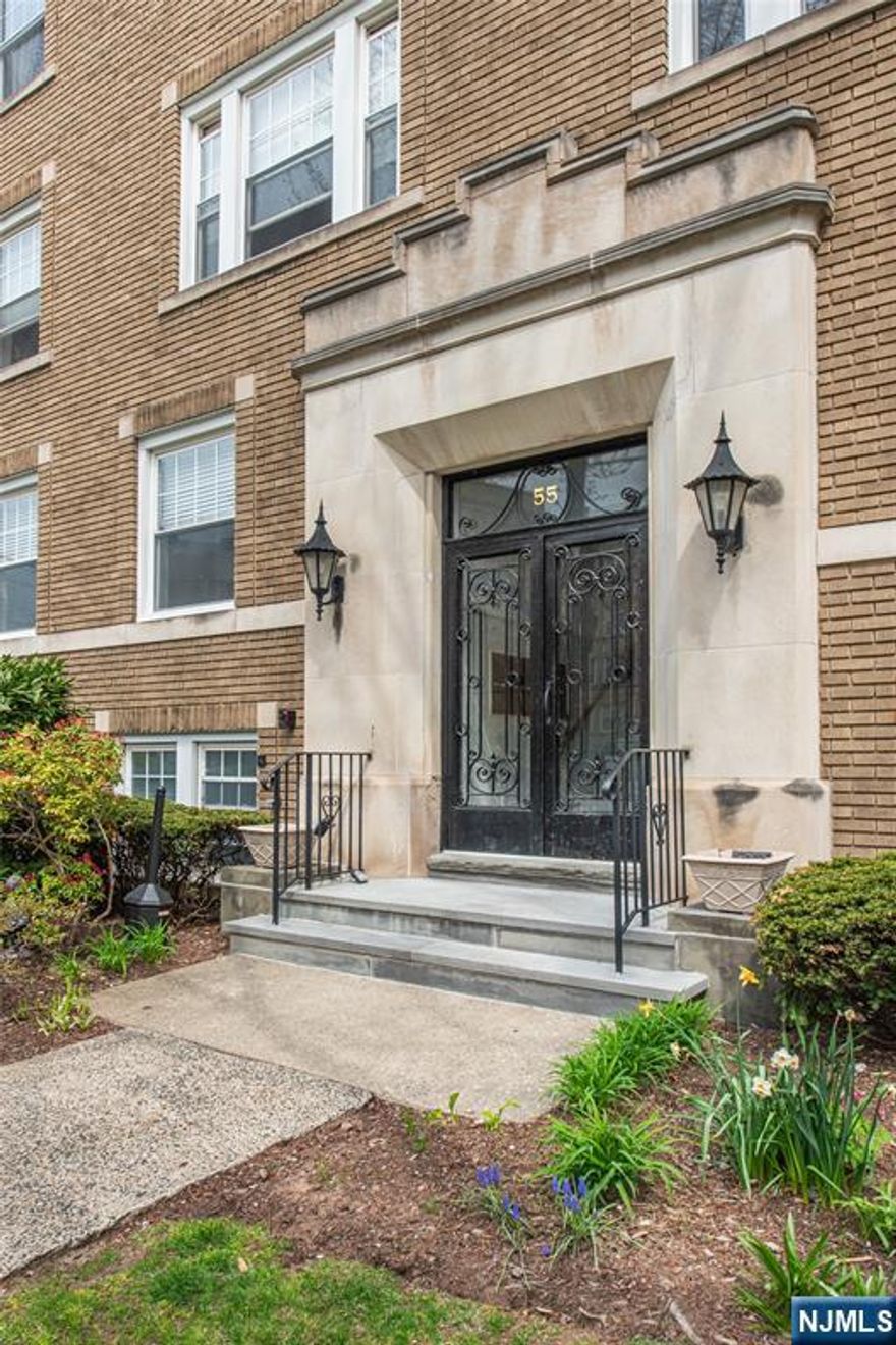 The largest unit in the complex! At (approx.) 1189 sqft., this corner residence comes brimming with pre-war architectural craftsmanship. Located on a quiet tree-lined street just a turn away from the cultural heart of Bloomfield Avenue, the 3-bedroom residence (captive 3rd) at the Park Center community of classic elevator buildings was last seen on the market 10 years ago. Southern exposures bring natural light through oversized windows, illuminating the warm interiors honoring its period heritage: original hardwood floors, wainscotting and chair rails, high ceilings, moldings,and transoms. Its coveted position puts Bloomfield with the best of New Jersey along with the celebrated towns of Montclair and Glen Ridge nearby. A true University town, you are amidst a tableau of acclaimed dining, museum and fine galleries, sophisticated boutique and chic shops, surrounded by serene open spaces and lush green grounds of popular Brookdale and Watsessing Parks. Some say this trifecta neighborhoods feel like Brooklyn, others say the Up.West Side. Simply call it home. For the metropolitan lifestyle, connectivity is seamless - direct NJ Transit and Bus services to NYC, and convenient access to the highways ensure that the energy of Manhattan is never far, and the suburban calm always awaits your return.1st timers, downsizers, pied-a-tierre needs - this just might be it! Coin-op laundry on site, assigned storage, 1 parking $25) &1 gar space ($65/mo), pet friendly.