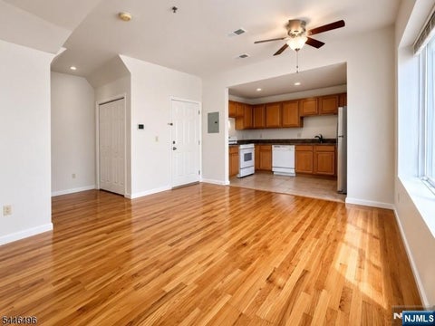 Photo of 151 Valley RD #D, Montclair, NJ 07042 (MLS # 26036016)