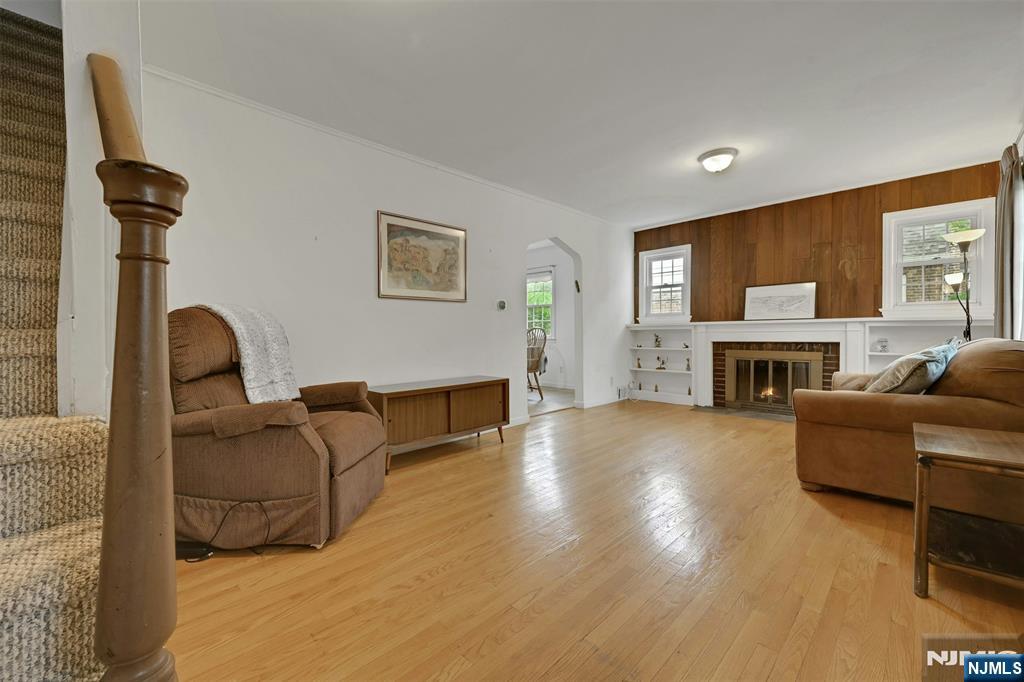 44 Golf Court