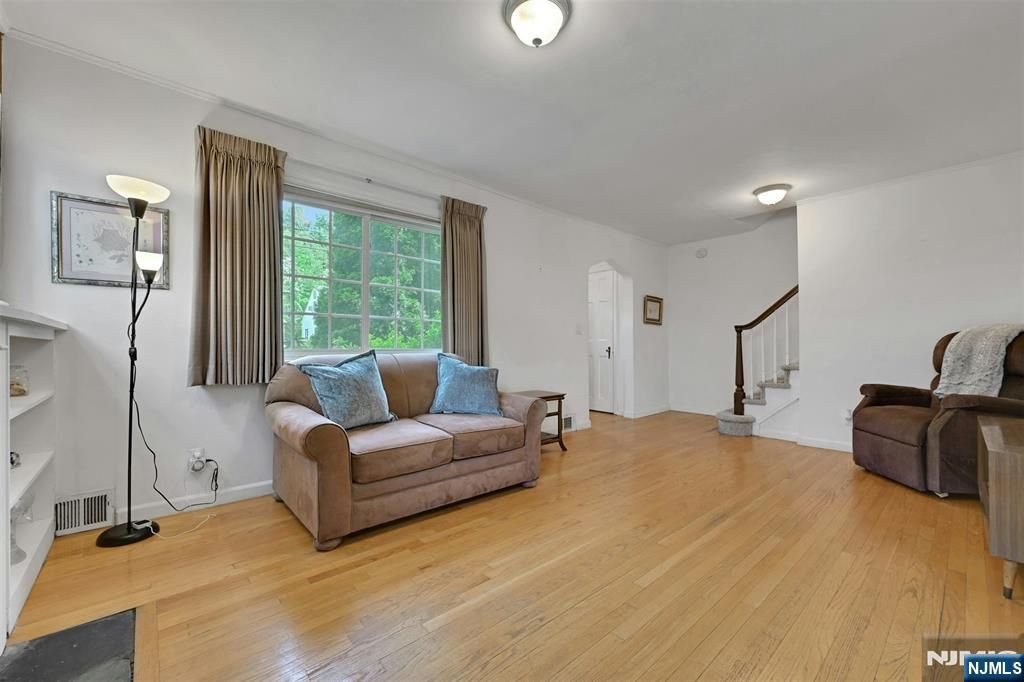 Photo of 44 Golf Court, Teaneck, NJ 07666 (MLS # 26016905)