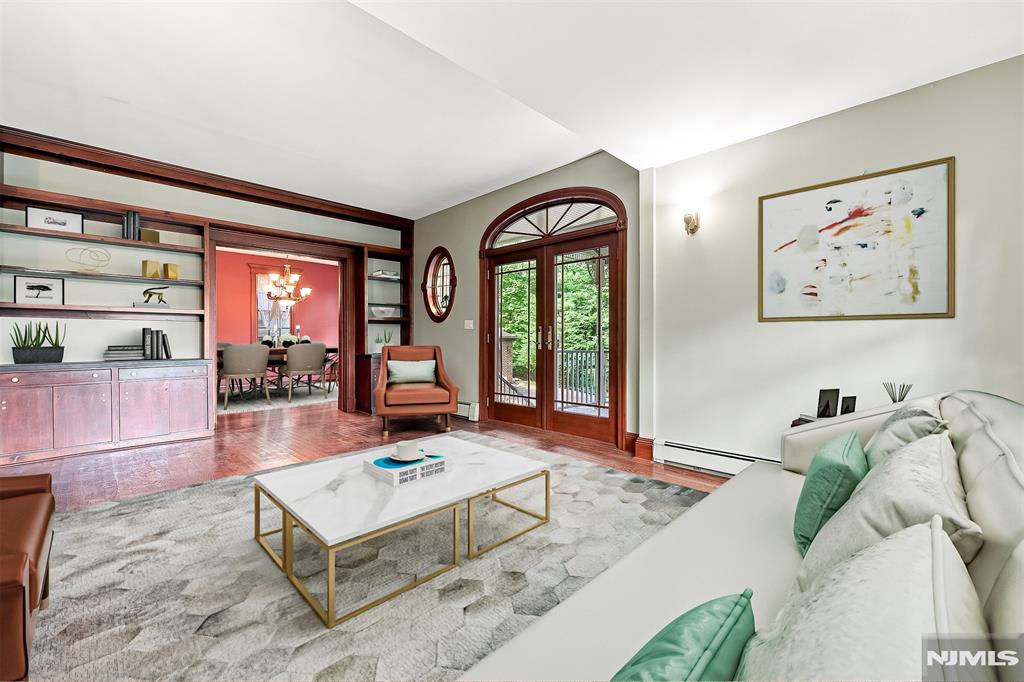 41 Crest Road