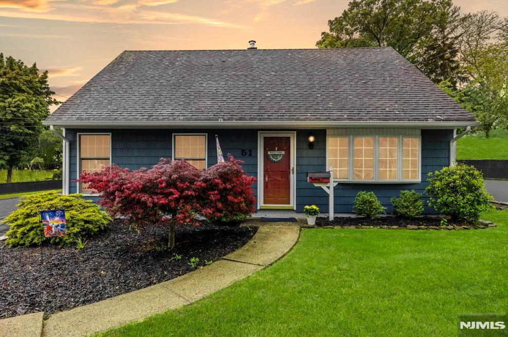 Property for Sale at 51 Sunrise Terrace, Cedar Grove, New Jersey - Bedrooms: 4 
Bathrooms: 2 
Rooms: 8  - $639,000