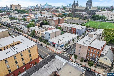 715 22nd Street Union City NJ 07087