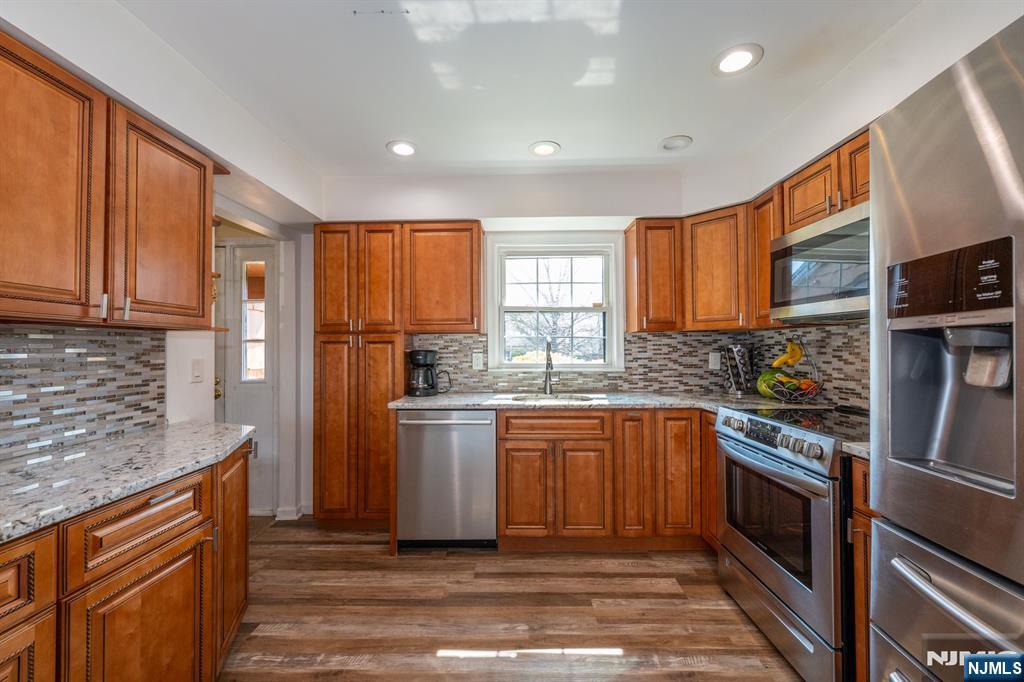 8 Sherbone Place 2108