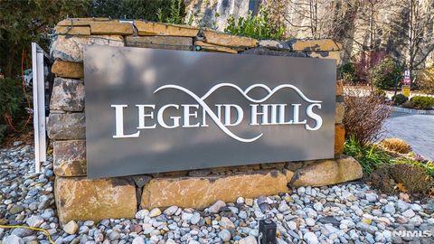 Photo of 19 Legend Hills Dr #19, Edgewater, NJ 07020 (MLS # 26001136)