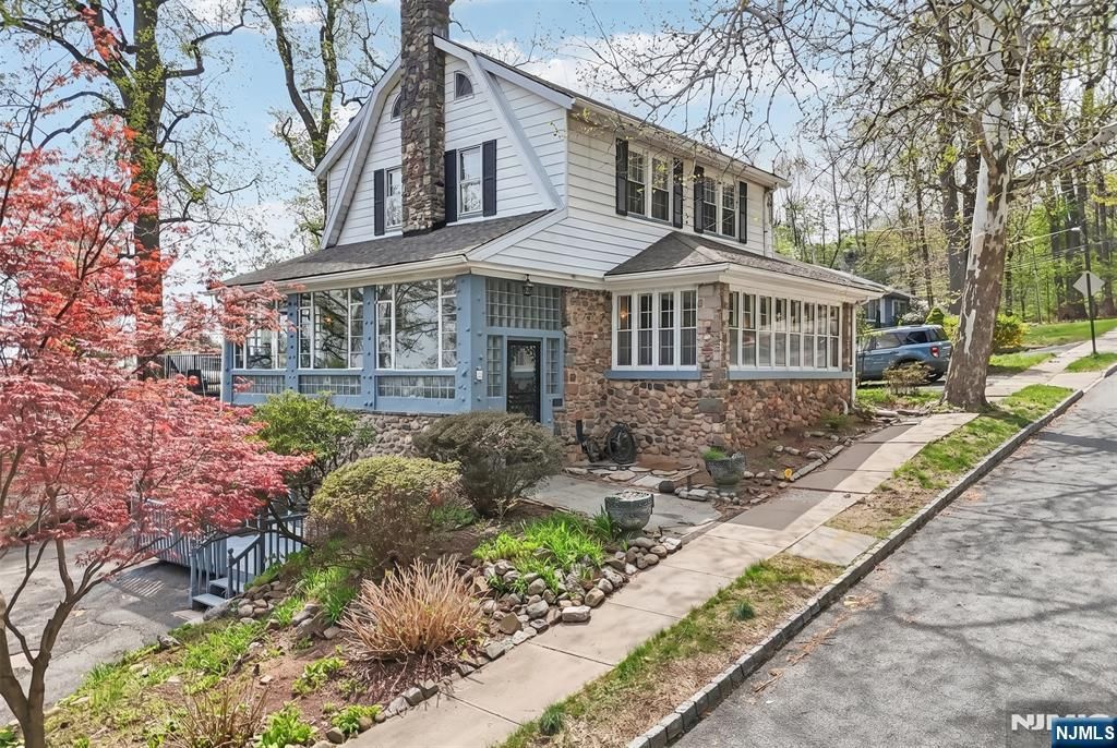 Photo of 16 Jones Place, West Orange, NJ 07052 (MLS # 26008856)